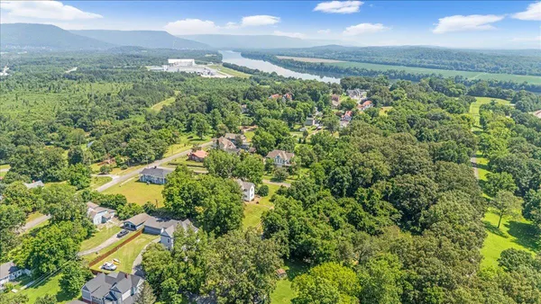 $235,000 | 403 Hoffman Avenue, Bridgeport, AL 35740