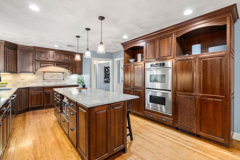 68 Longfellow Road Sudbury, MA 01776 - Photo 8 of 38