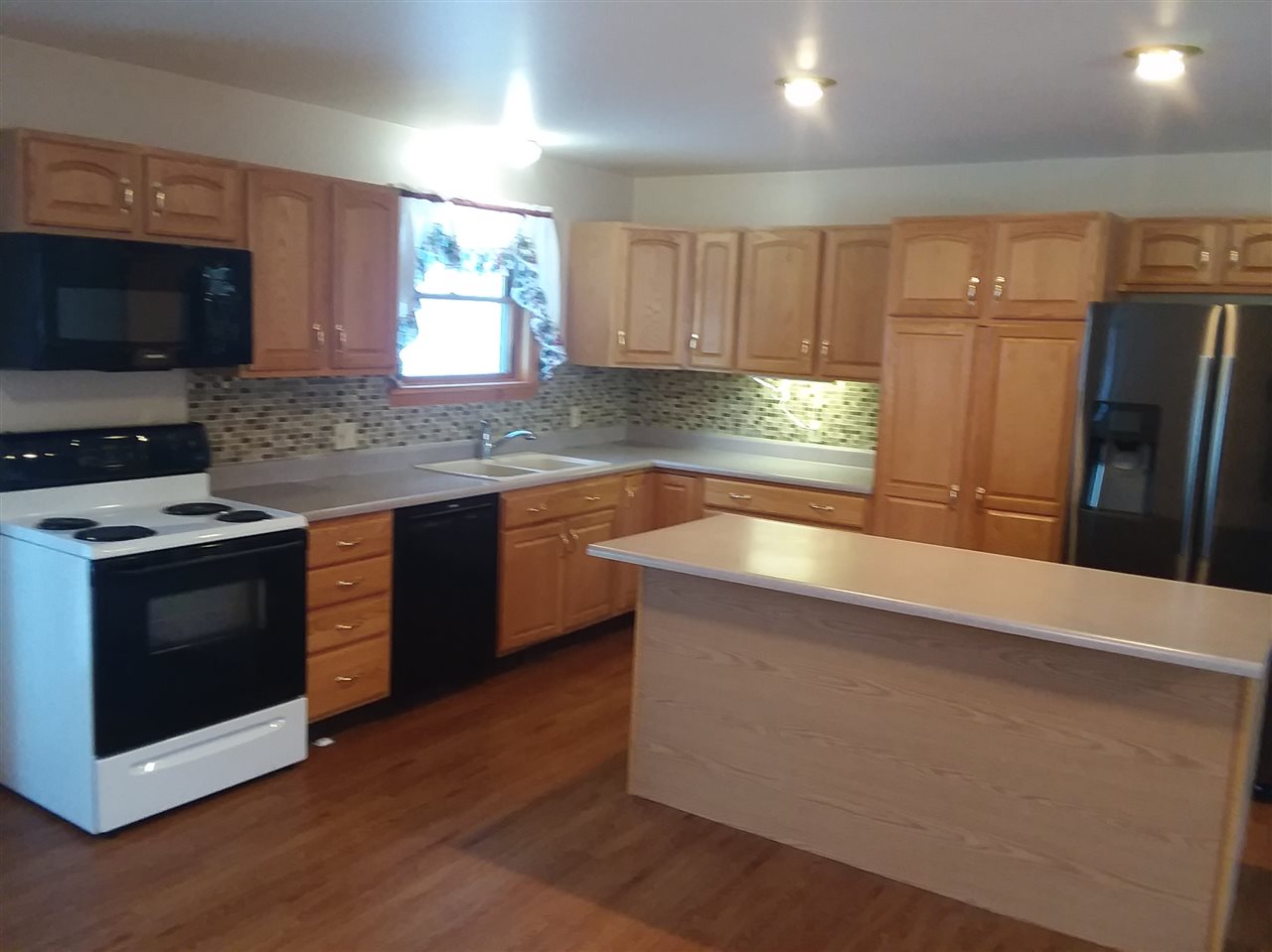 1369 Cotton Road Lyndon, VT 05851 - Photo 6 of 16 Gallery Image 6