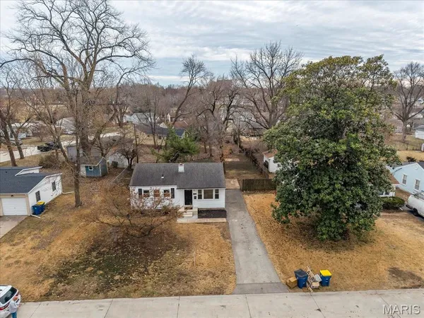 $159,900 | 11218 St Shawn Lane, St. Ann, MO 63074