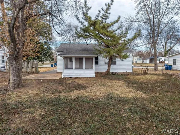 $159,900 | 11218 St Shawn Lane, St. Ann, MO 63074
