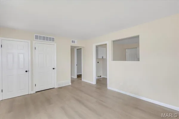 $159,900 | 11218 St Shawn Lane, St. Ann, MO 63074