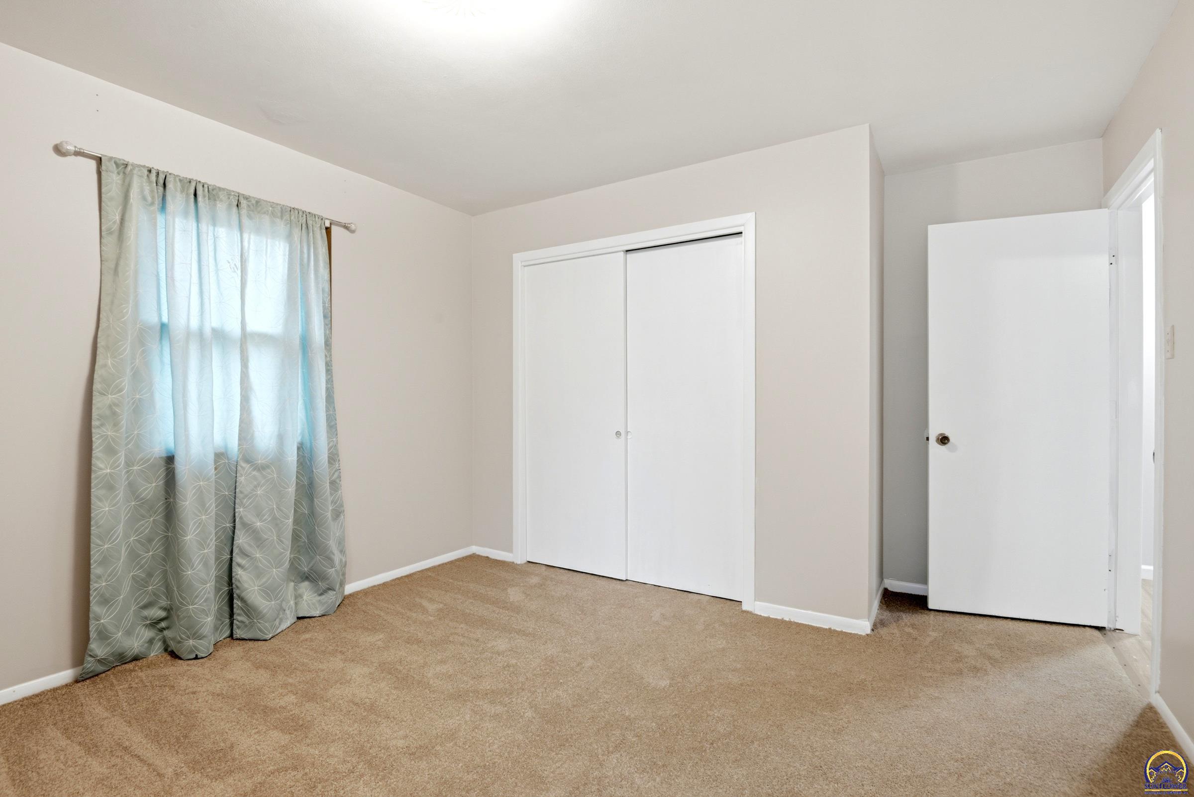 2210 Southwest 32nd Street Topeka, KS 66611 - Photo 17 of 40