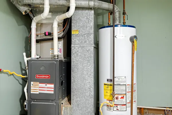 $299,900 | 2210 Southwest 32nd Street, Topeka, KS 66611