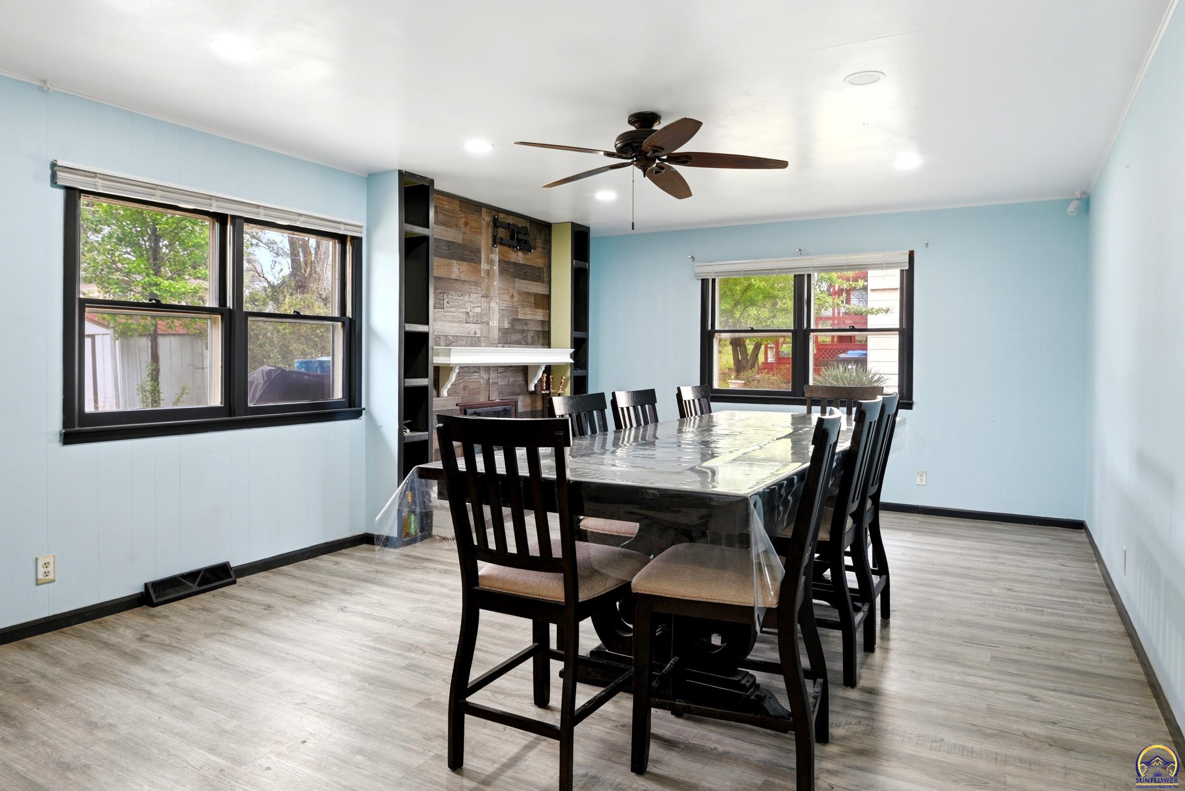 2210 Southwest 32nd Street Topeka, KS 66611 - Photo 10 of 40