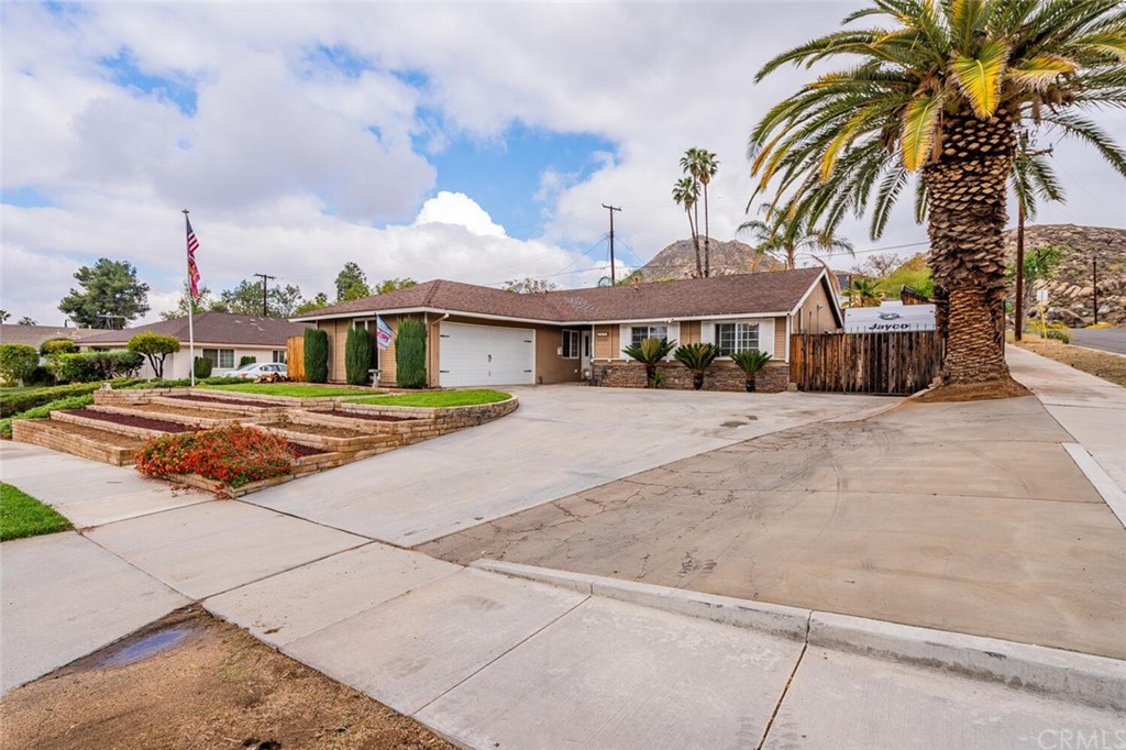 3095 Newell Drive Riverside, CA 92507 - Photo 1 of 1 Gallery Image 1