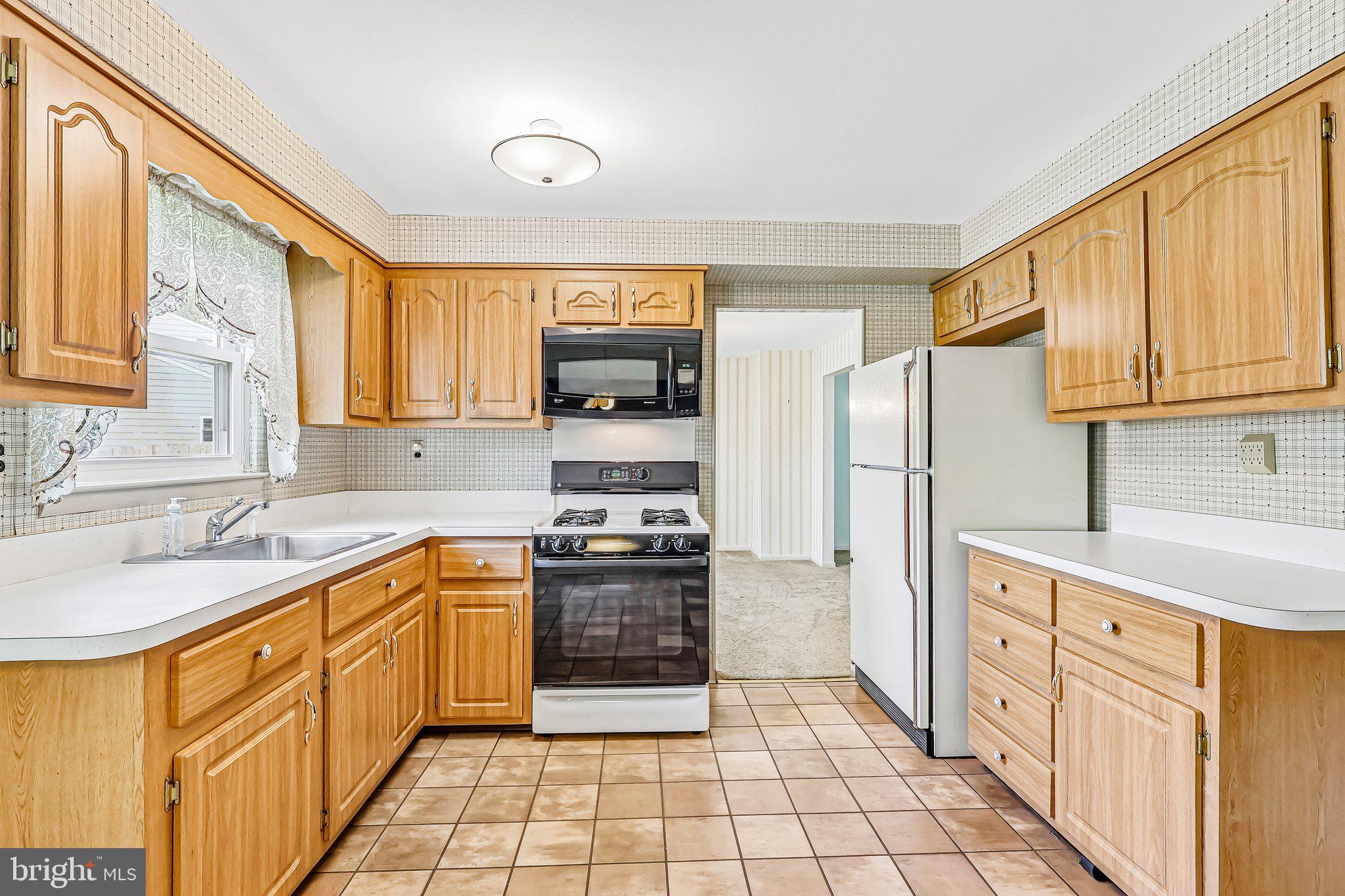 12 Kevin Way Marlton, NJ 08053 - Photo 14 of 49 Gallery Image 14