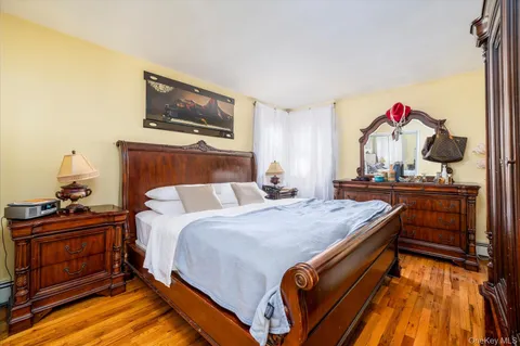 $699,999 | 143 Wellington Road, Elmont, NY 11003