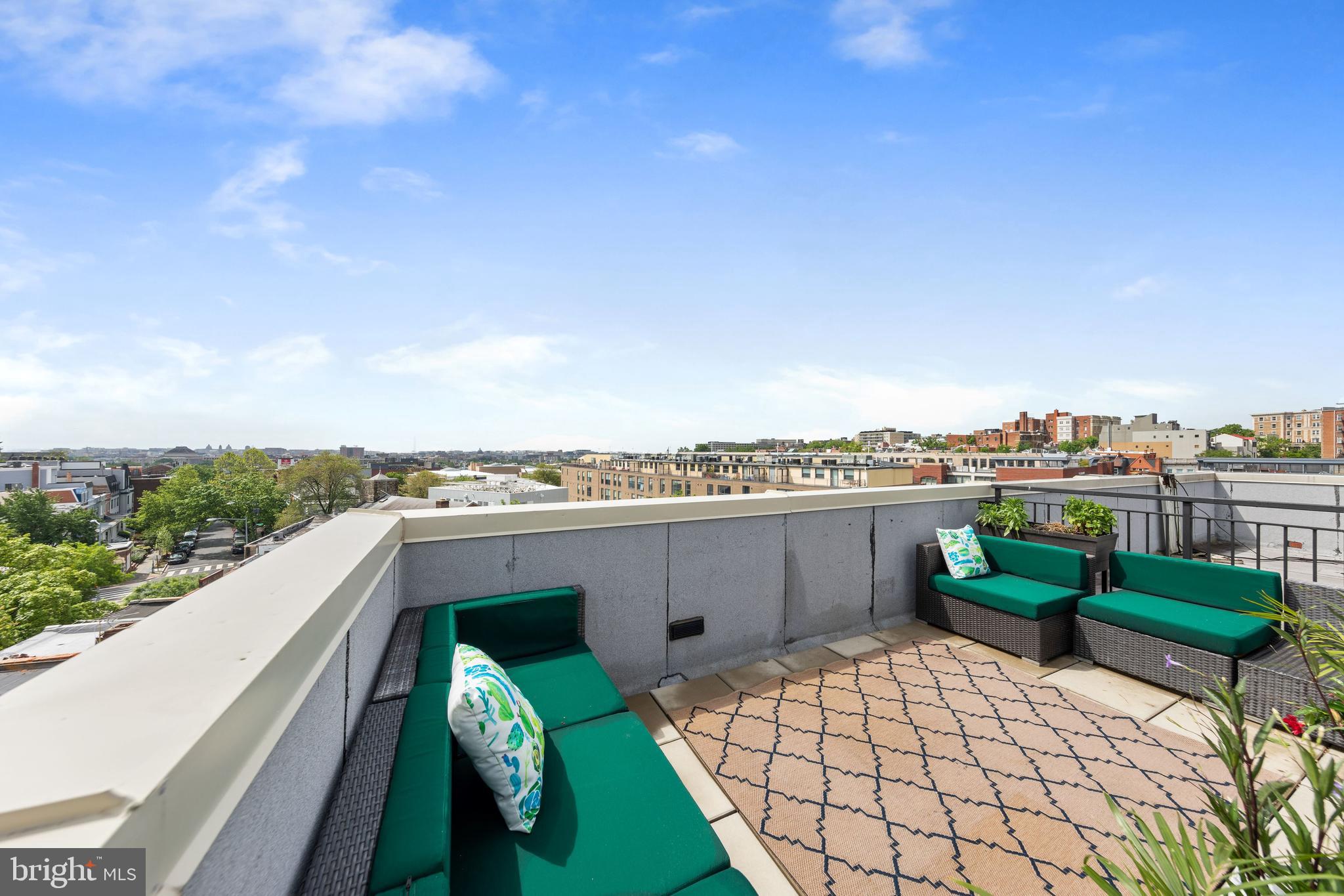 2426 Ontario Road Northwest, Unit 402 Washington, DC 20009 - Photo 16 of 22