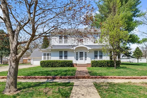 $225,000 | 248 East Fremont Street, Bement, IL 61813