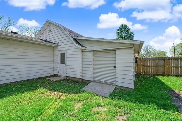 $225,000 | 248 East Fremont Street, Bement, IL 61813