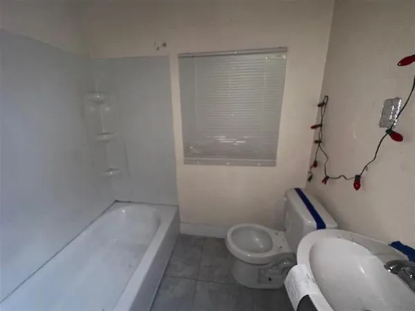 $130,000 | 643 11th Street, Lake Charles, LA 70601