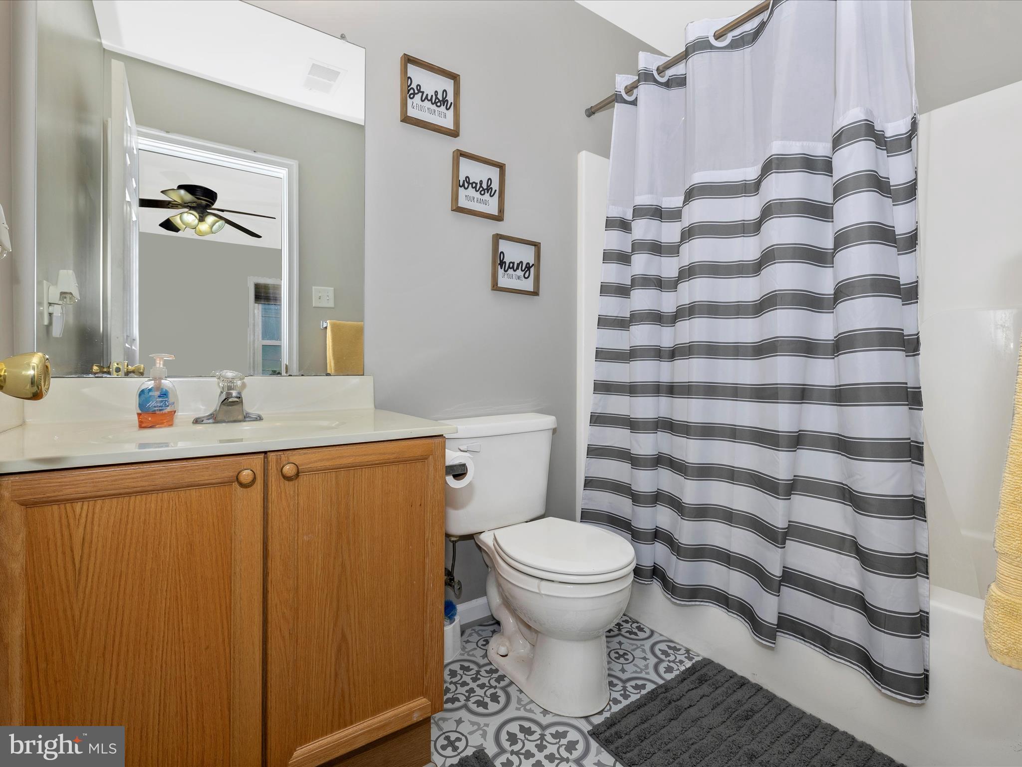 14280 Upper Edgemont Road, Unit 9 Waynesboro, PA 17268 - Photo 37 of 71 Bedroom 2 Bath