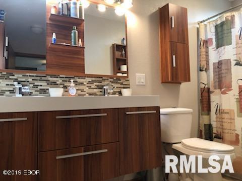 9087 East Hutch Road Mount Vernon, IL 62864 - Photo 23 of 28 Gallery Image 23