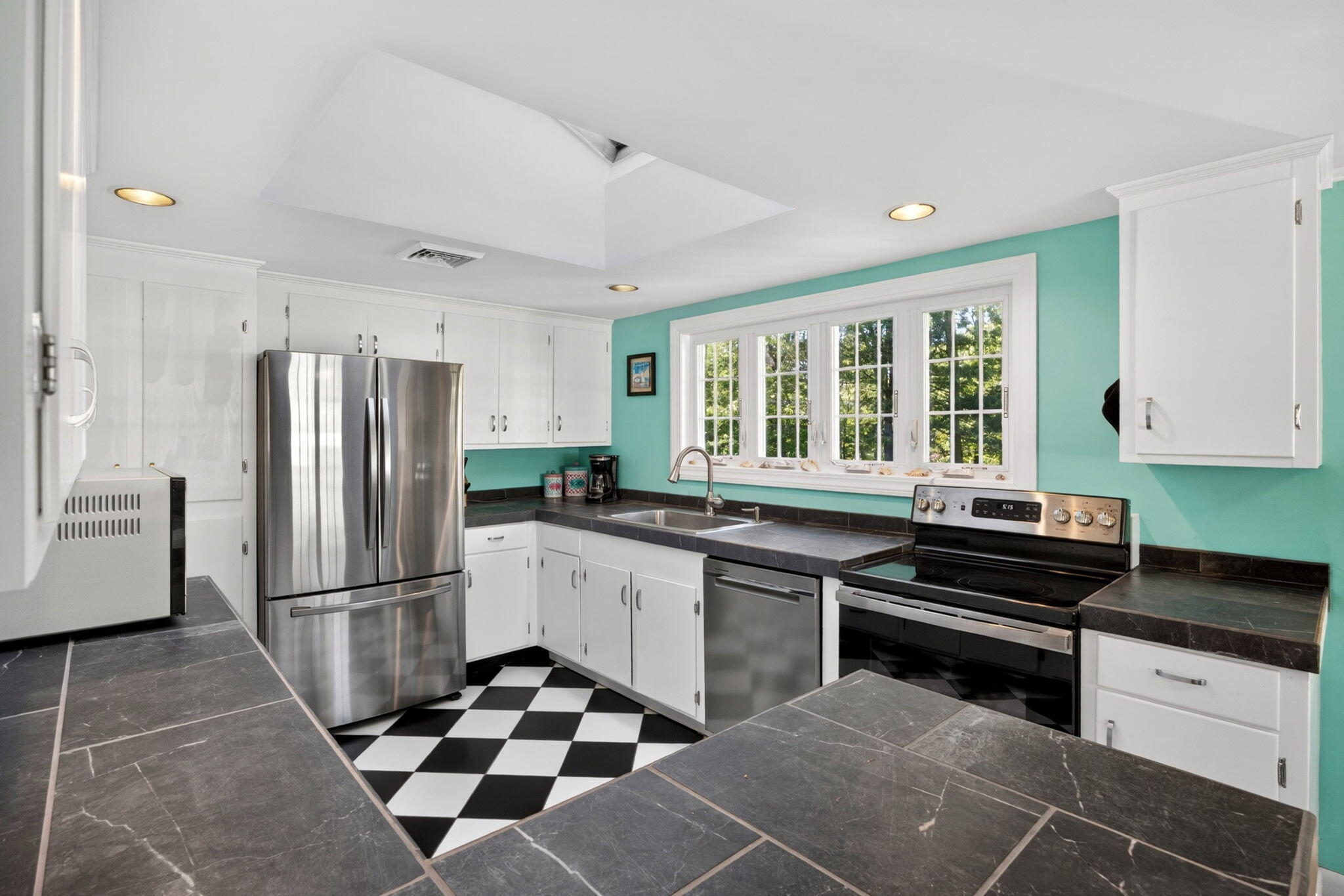 695 Cable Road Eastham, MA 02642 - Photo 9 of 55 81-PF0A0722