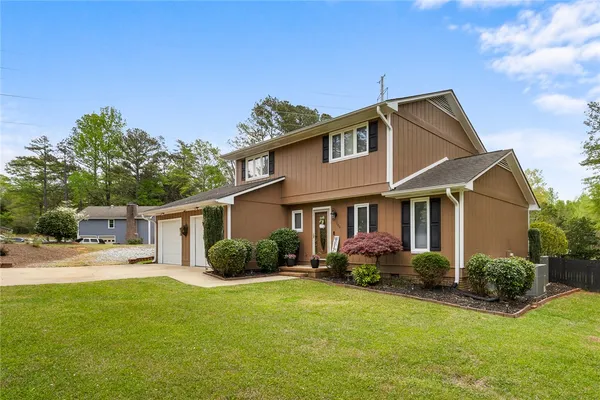 $340,000 | 100 Charissa Drive, Clemson, SC 29631