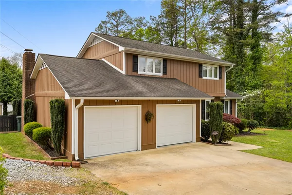 $340,000 | 100 Charissa Drive, Clemson, SC 29631