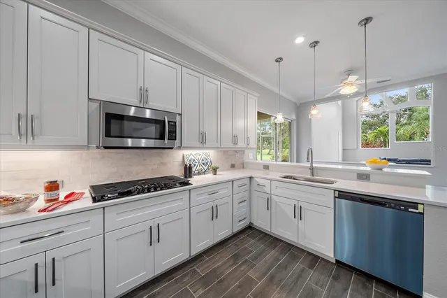 $1,590,000 | 6911 Riversedge St Circle, Bradenton, FL 34202