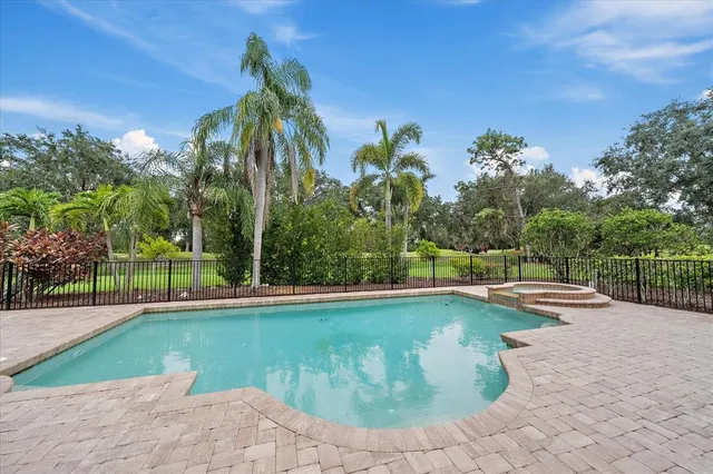 $1,590,000 | 6911 Riversedge St Circle, Bradenton, FL 34202