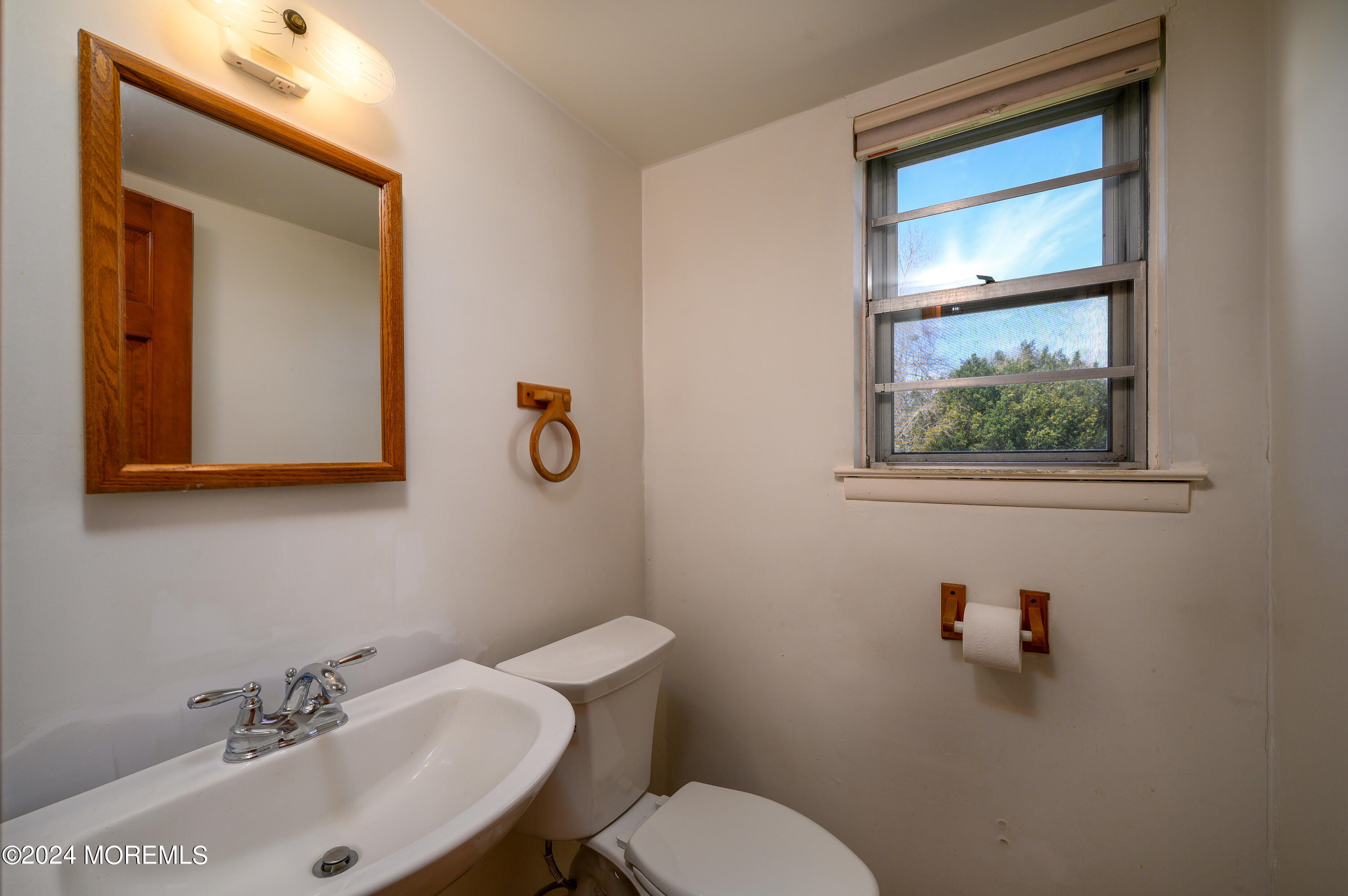 5 Windsor Road Howell, NJ 07731 - Photo 17 of 51 5 Windsor Rd (22 of 51)