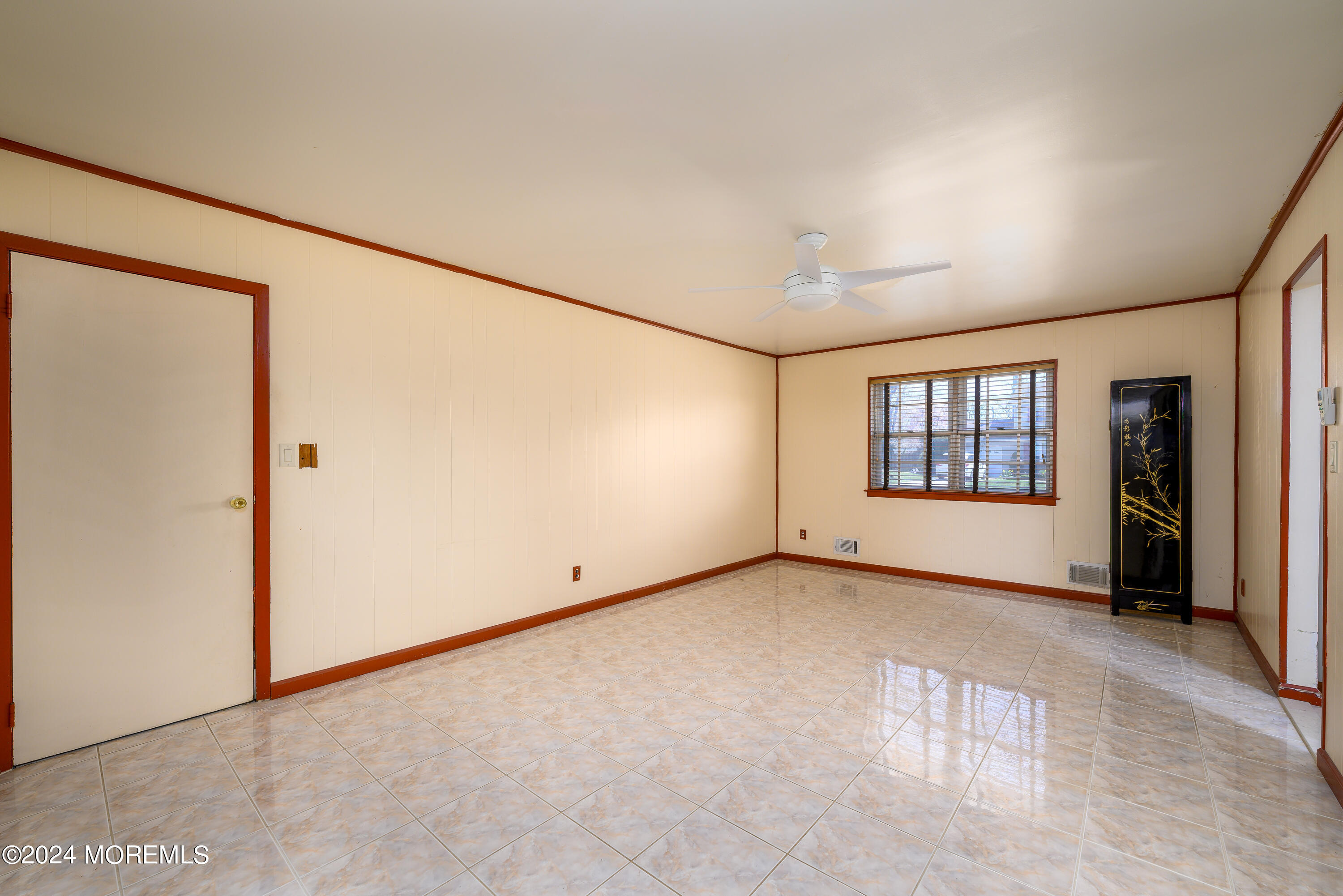 5 Windsor Road Howell, NJ 07731 - Photo 8 of 51 5 Windsor Rd (26 of 51)