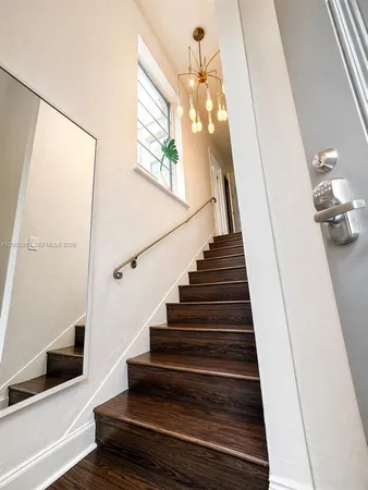 $4,500 | 1005 9th Street, Unit 2, Miami Beach, FL 33139