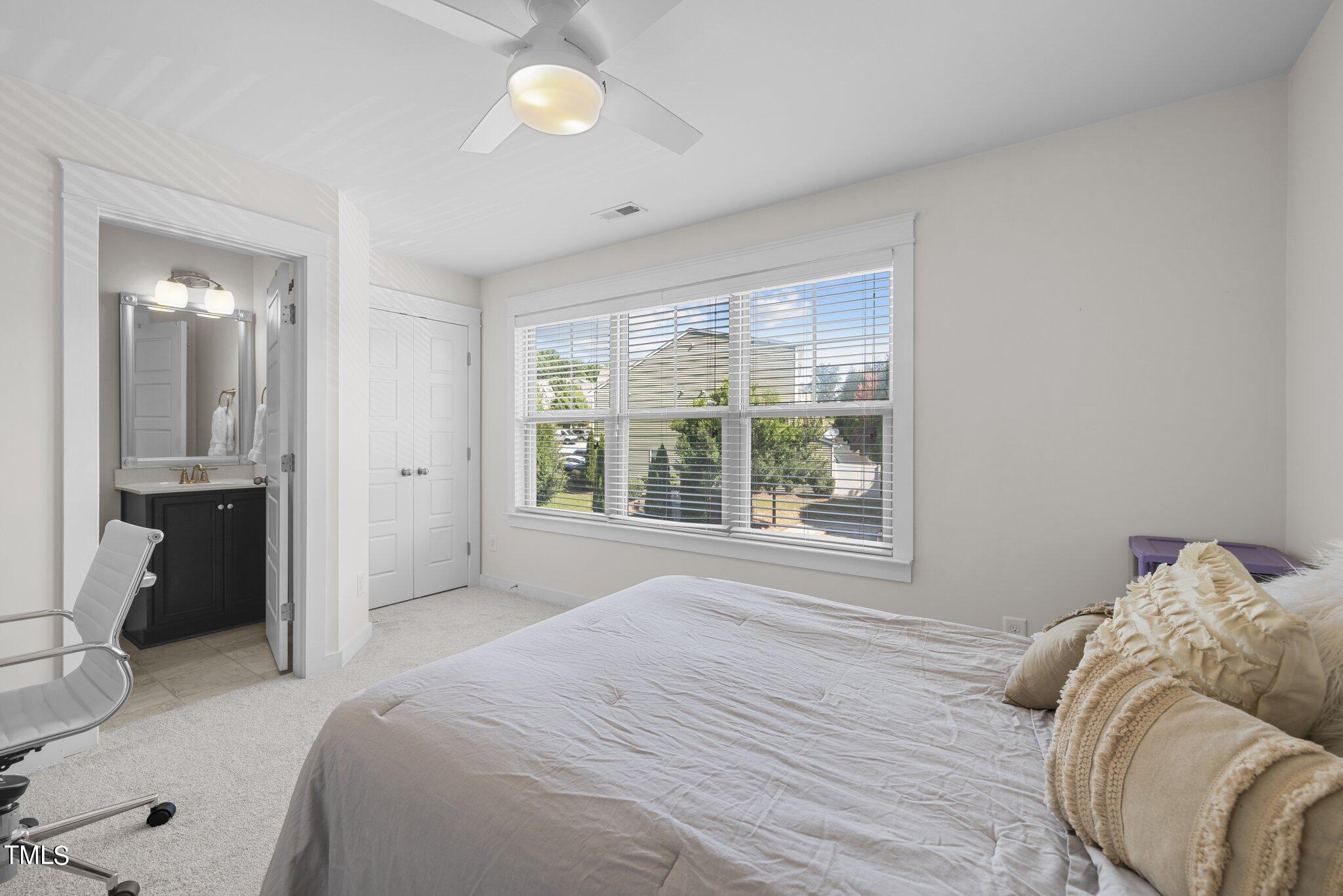 7873 Allscott Way Raleigh, NC 27612 - Photo 28 of 46 25-web-or-mls-5Z8A3445