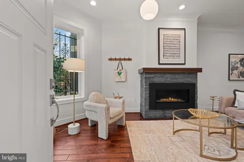 $875,000 | 120 S Street Northwest, Unit 1, Washington, DC 20001