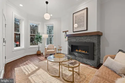 $875,000 | 120 S Street Northwest, Unit 1, Washington, DC 20001