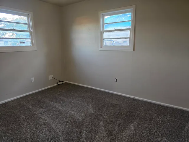 $950 | 2415 East 30th Street, Lubbock, TX 79404