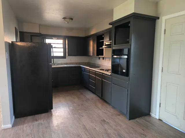 $950 | 2415 East 30th Street, Lubbock, TX 79404