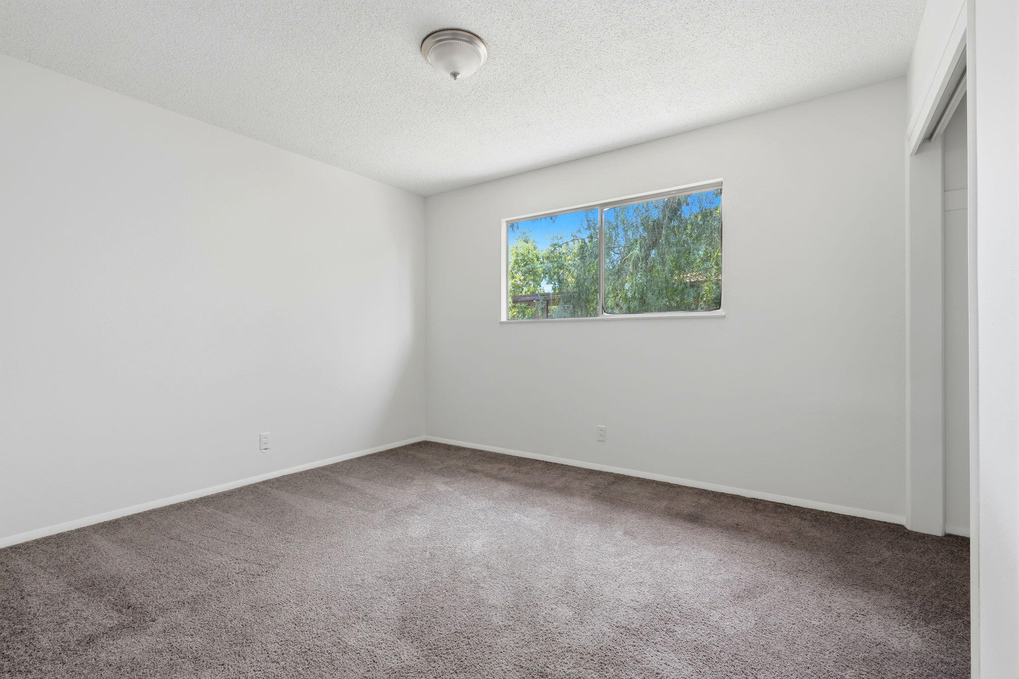 1123 East Washington Avenue Reedley, CA 93654 - Photo 36 of 54 37-1123_E_Washington_Ave_036