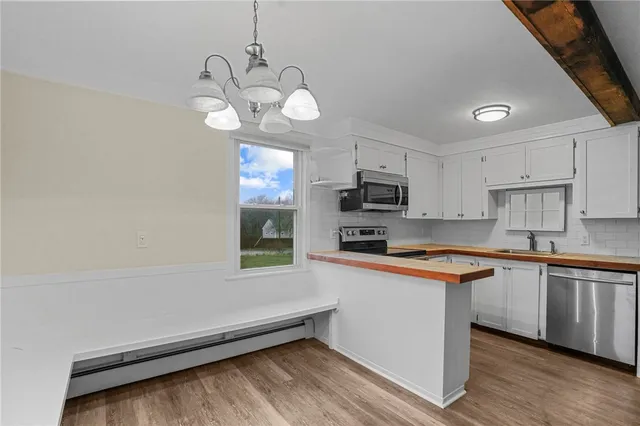 $2,250 | 310 Old Mill Lane, Unit 1, Portsmouth, RI 02871