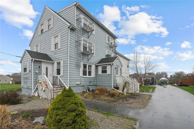 $2,250 | 310 Old Mill Lane, Unit 1, Portsmouth, RI 02871