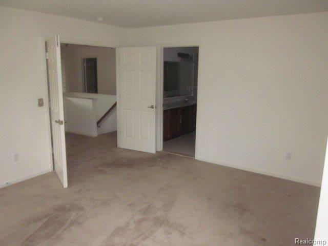 3822 Winding Brk Circle Rochester, MI 48309 - Photo 10 of 19 Winding Brook Bedroom