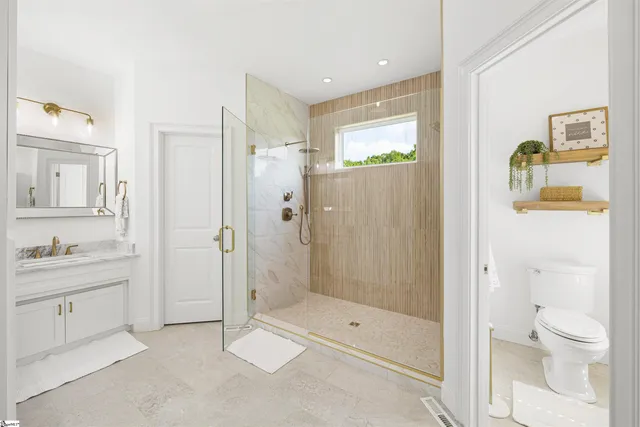 $715,000 | 350 Royal Burgess Drive, Campobello, SC 29322