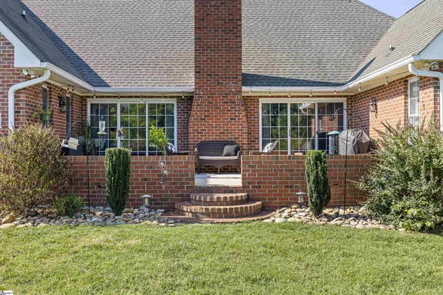 $715,000 | 350 Royal Burgess Drive, Campobello, SC 29322