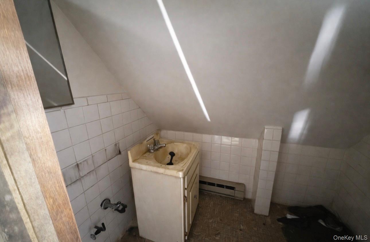 319 North Lake Road Hunter, NY 12436 - Photo 14 of 18