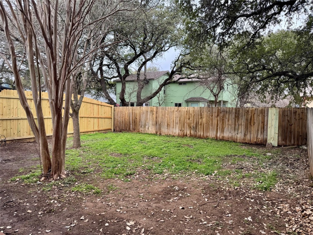 5013 Cana Cove, Unit B Austin, TX 78749 - Photo 23 of 25 a view of backyard with tree