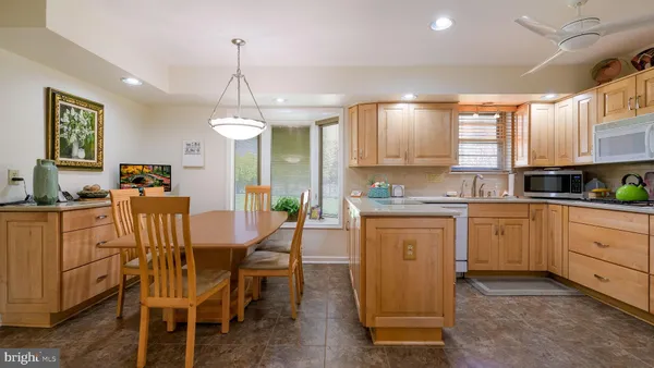 $685,000 | 73 Springwood Drive, Southampton, PA 18966