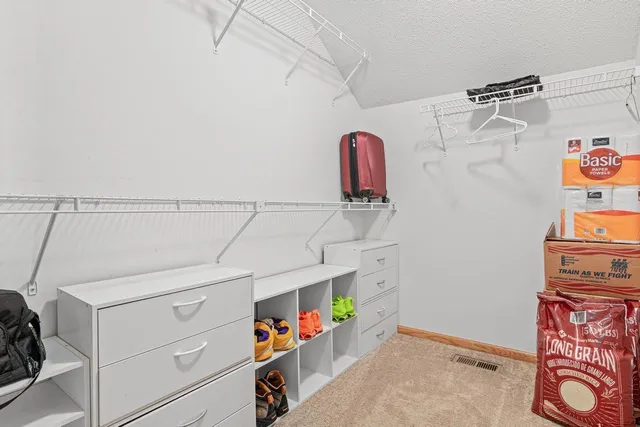 $484,900 | 8649 Independence Drive, Chisago City, MN 55013