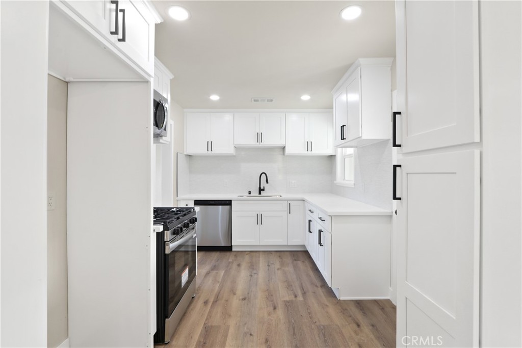 8806 Stamps Road Downey, CA 90240 - Photo 5 of 15