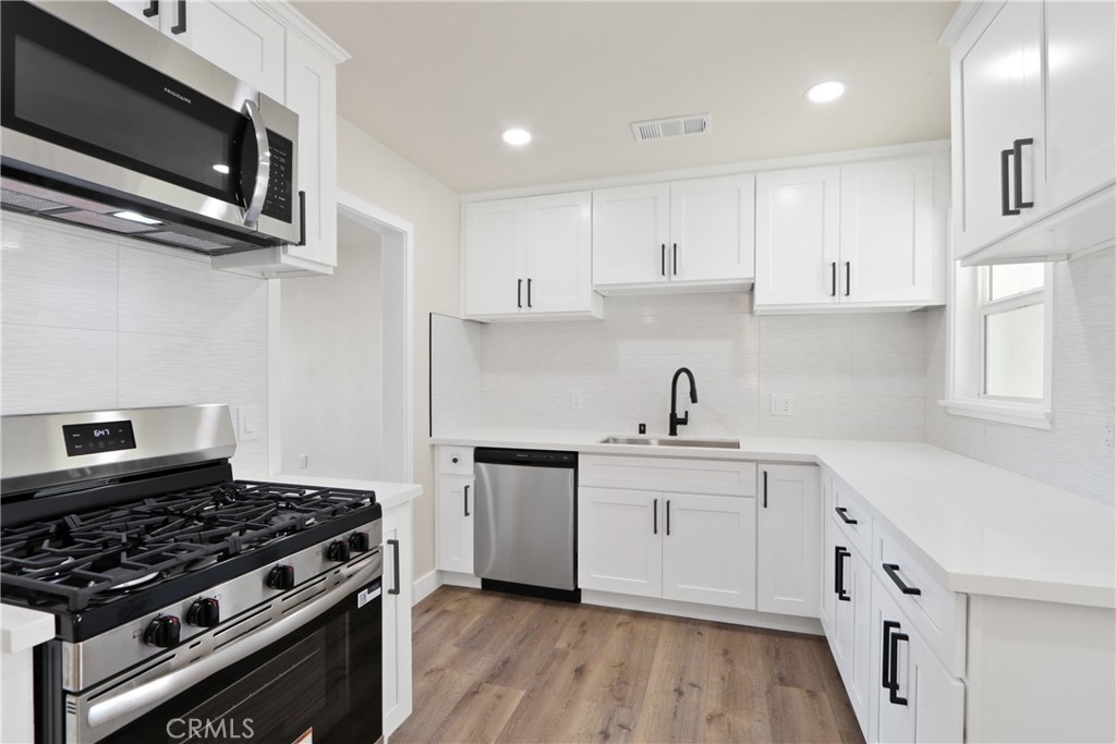 8806 Stamps Road Downey, CA 90240 - Photo 6 of 15