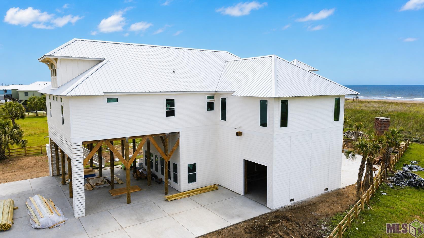 3098 Highway 1 Grand Isle, LA 70358 - Photo 2 of 12