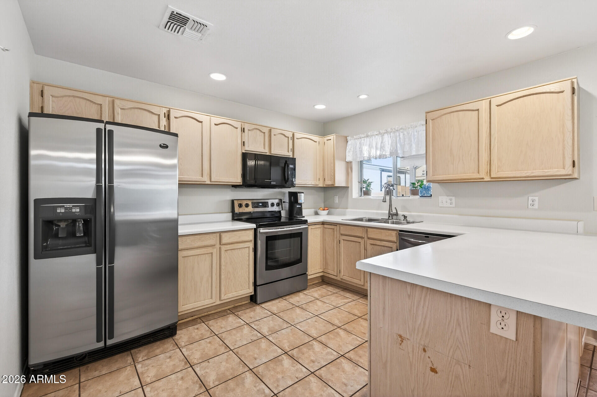 9502 East Flanders Road Mesa, AZ 85207 - Photo 10 of 47 Kitchen