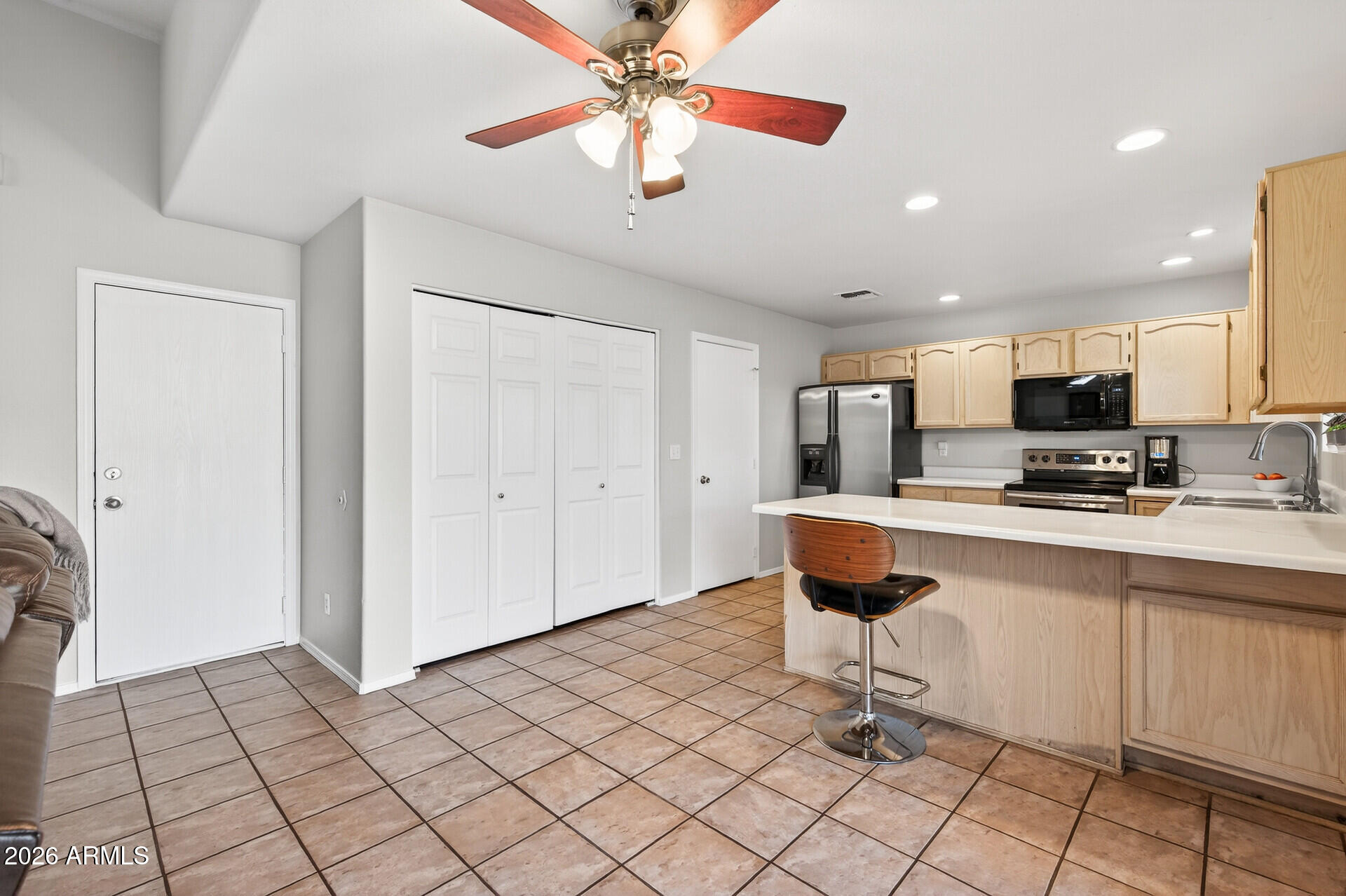 9502 East Flanders Road Mesa, AZ 85207 - Photo 9 of 47 Kitchen & Dining Nook