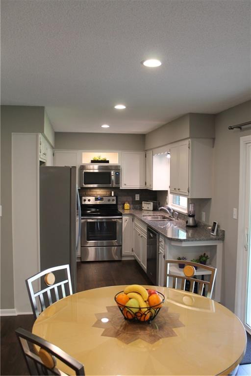 11509 Haverstick Road Carmel, IN 46033 - Photo 7 of 25 Gallery Image 7