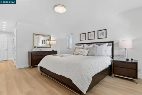 $2,350,000 | 187 Cypress Point Way, Moraga, CA 94556