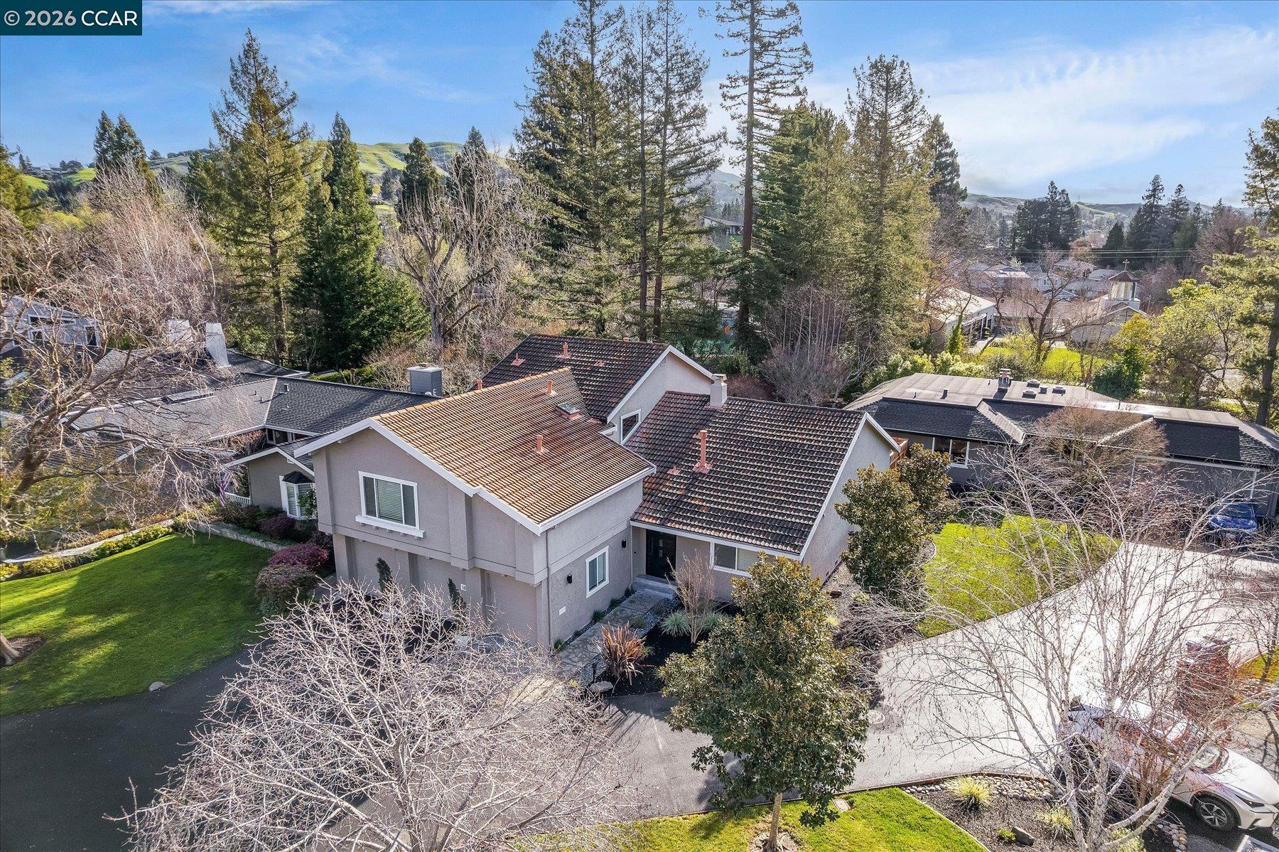 187 Cypress Point Way Moraga, CA 94556 - Photo 2 of 33