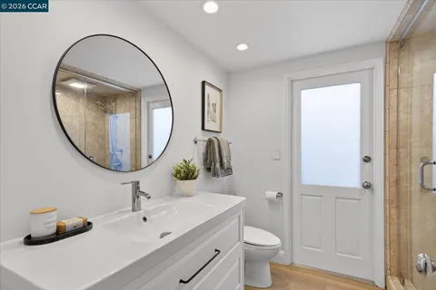 $2,350,000 | 187 Cypress Point Way, Moraga, CA 94556